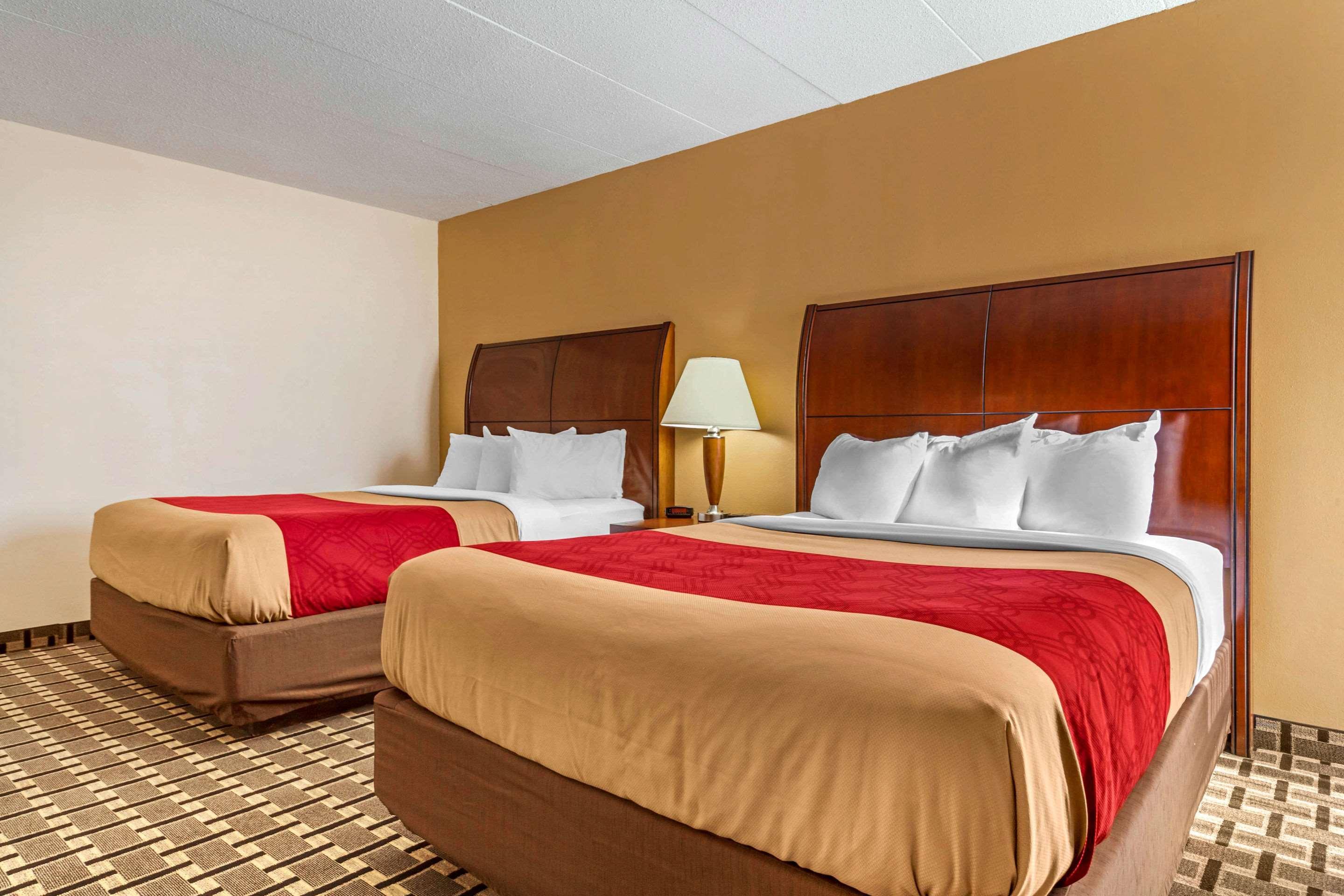 Econo Lodge Inn & Suites Brookings Exterior foto