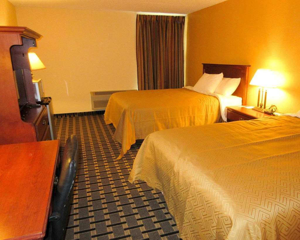 Econo Lodge Inn & Suites Brookings Habitación foto