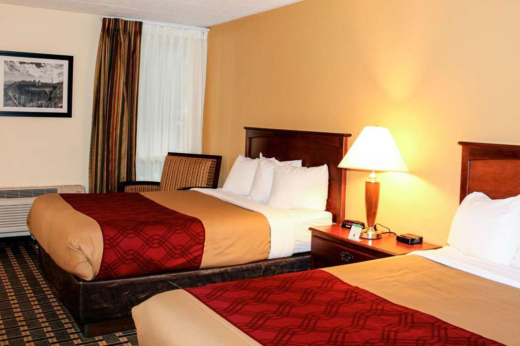 Econo Lodge Inn & Suites Brookings Habitación foto