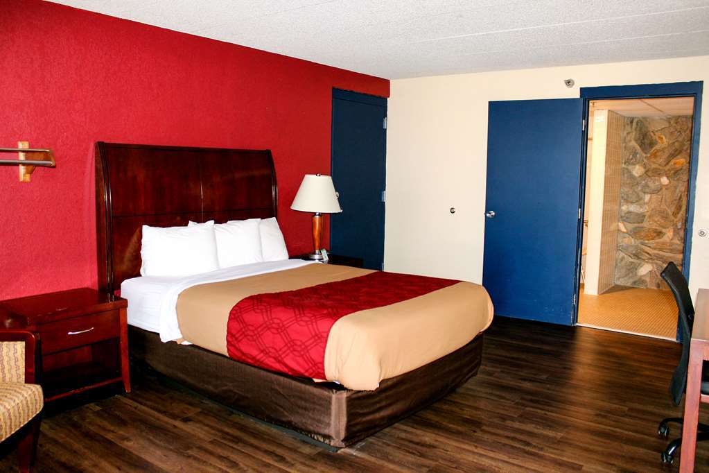 Econo Lodge Inn & Suites Brookings Habitación foto
